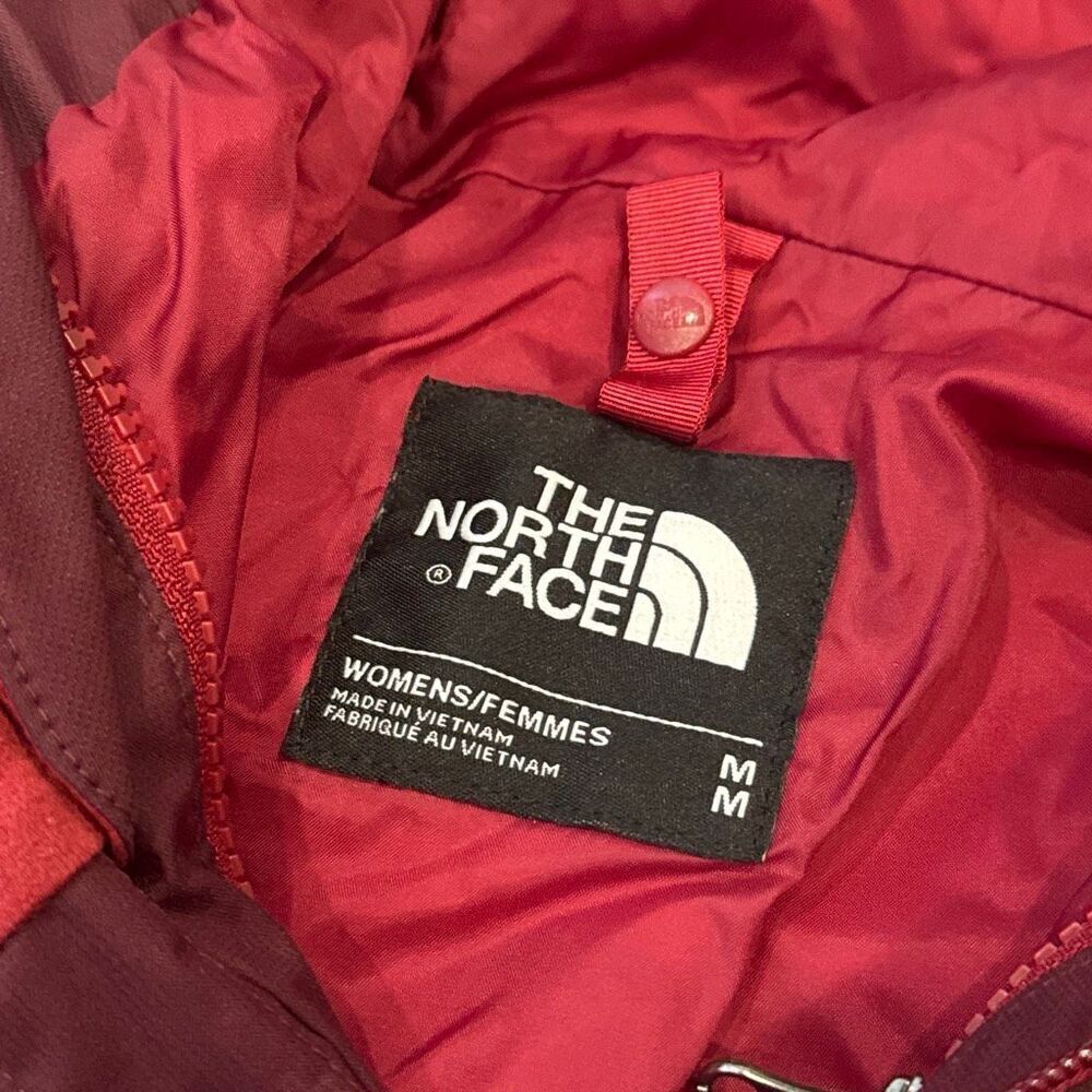 The North Face waterproof jacket size medium - Picture 2 of 5